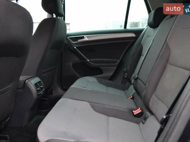 Черный Фольксваген e-Golf, объемом двигателя 0 л и пробегом 134 тыс. км за 8700 $, фото 16 на Automoto.ua