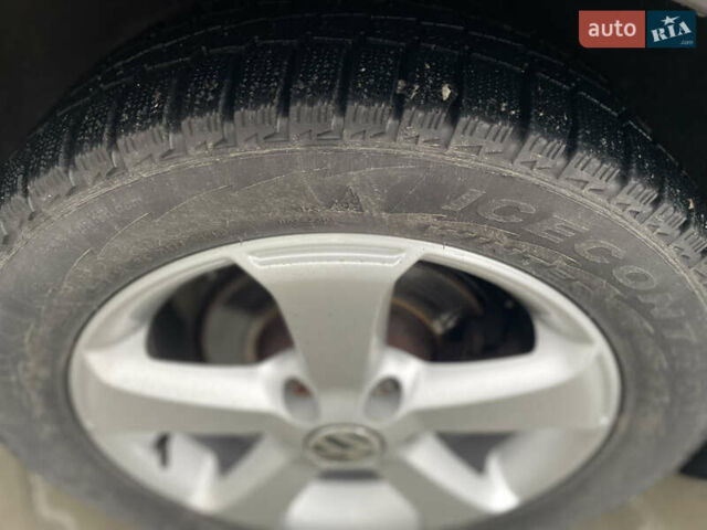 Черный Фольксваген e-Golf, объемом двигателя 0 л и пробегом 115 тыс. км за 9600 $, фото 26 на Automoto.ua