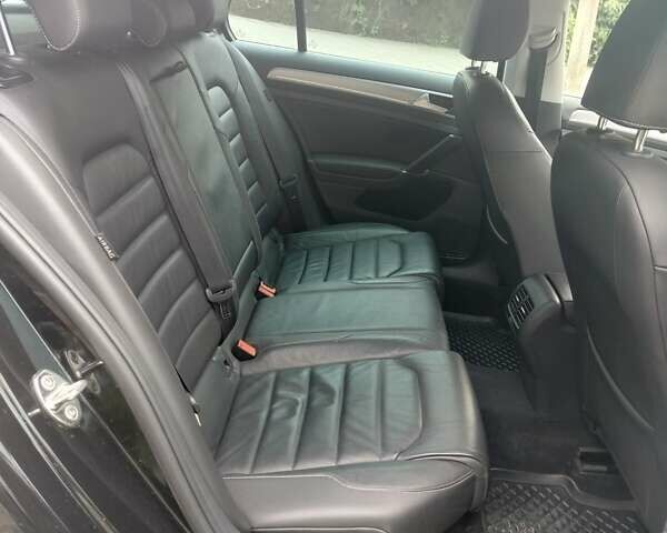 Чорний Фольксваген e-Golf, об'ємом двигуна 0 л та пробігом 82 тис. км за 11711 $, фото 4 на Automoto.ua