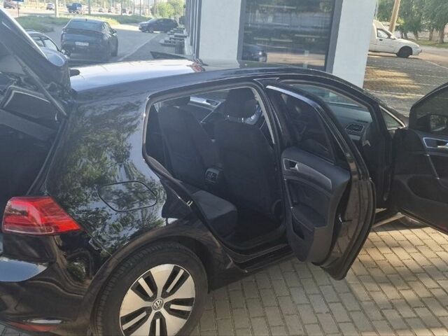 Чорний Фольксваген e-Golf, об'ємом двигуна 0 л та пробігом 109 тис. км за 7300 $, фото 8 на Automoto.ua