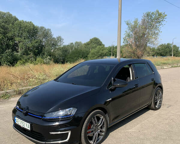 Чорний Фольксваген e-Golf, об'ємом двигуна 0 л та пробігом 142 тис. км за 11000 $, фото 2 на Automoto.ua