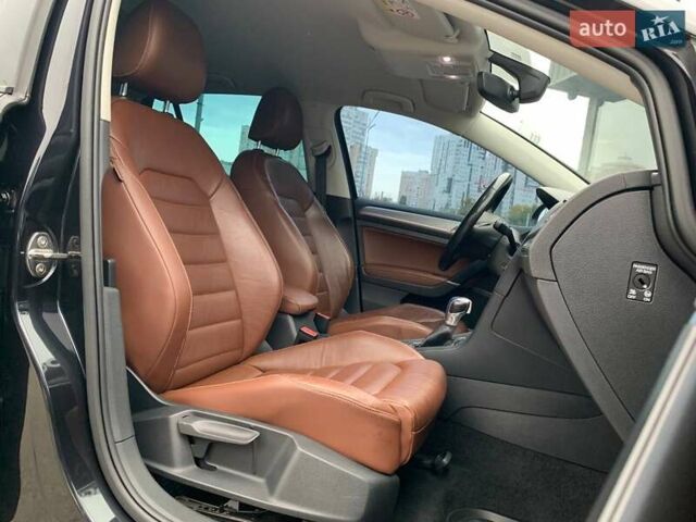 Черный Фольксваген e-Golf, объемом двигателя 0 л и пробегом 180 тыс. км за 11990 $, фото 11 на Automoto.ua