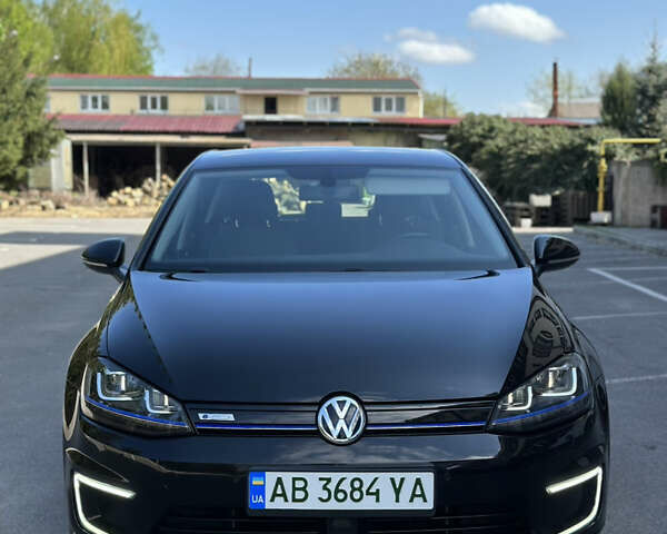 Черный Фольксваген e-Golf, объемом двигателя 0 л и пробегом 122 тыс. км за 11000 $, фото 24 на Automoto.ua