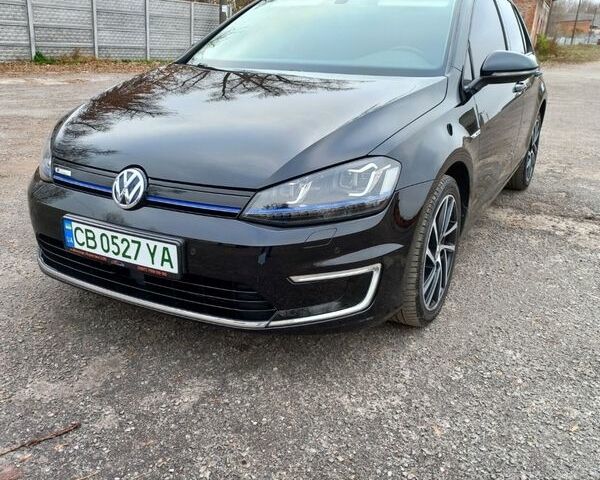 Черный Фольксваген e-Golf, объемом двигателя 0 л и пробегом 119 тыс. км за 10000 $, фото 3 на Automoto.ua