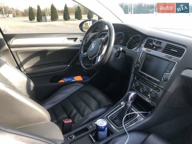 Черный Фольксваген e-Golf, объемом двигателя 0 л и пробегом 108 тыс. км за 10100 $, фото 25 на Automoto.ua