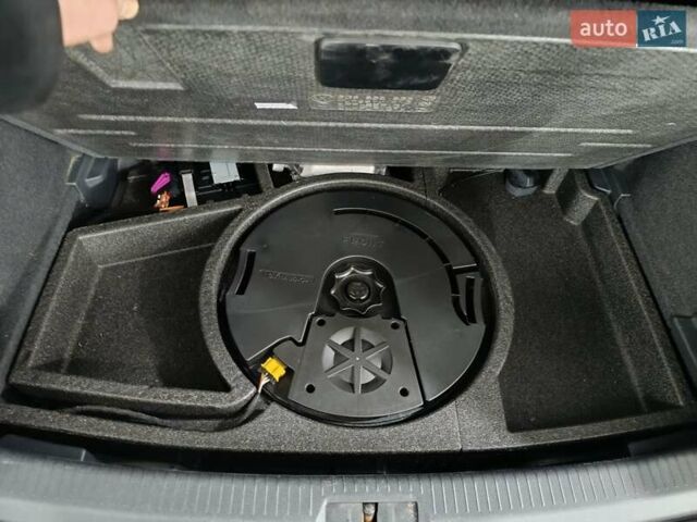 Черный Фольксваген e-Golf, объемом двигателя 0 л и пробегом 159 тыс. км за 8350 $, фото 7 на Automoto.ua