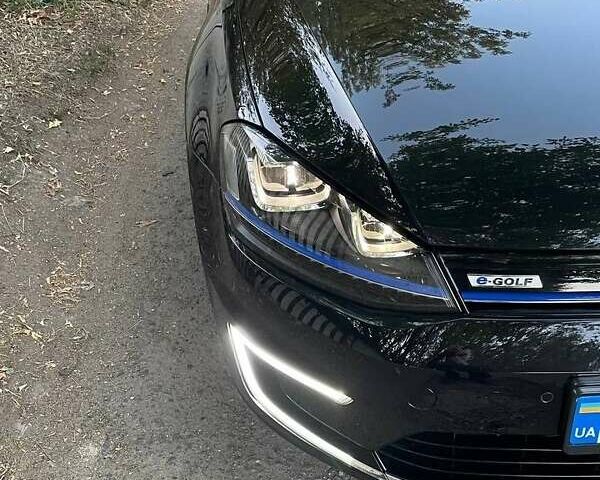 Черный Фольксваген e-Golf, объемом двигателя 0 л и пробегом 185 тыс. км за 10000 $, фото 17 на Automoto.ua