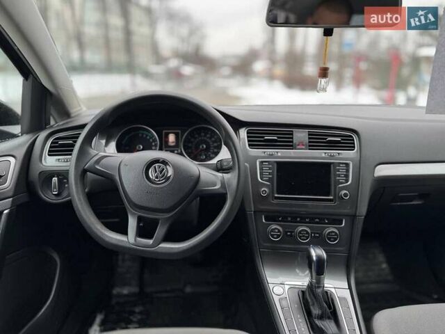 Чорний Фольксваген e-Golf, об'ємом двигуна 0 л та пробігом 134 тис. км за 9390 $, фото 14 на Automoto.ua
