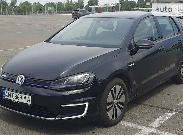 Черный Фольксваген e-Golf, объемом двигателя 0 л и пробегом 66 тыс. км за 12900 $, фото 6 на Automoto.ua