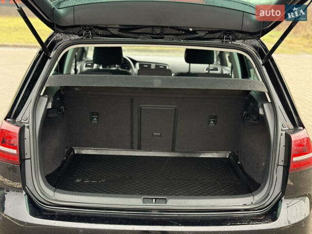 Черный Фольксваген e-Golf, объемом двигателя 0 л и пробегом 141 тыс. км за 8600 $, фото 13 на Automoto.ua