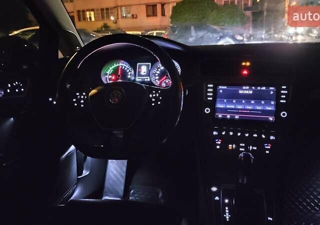 Черный Фольксваген e-Golf, объемом двигателя 0 л и пробегом 131 тыс. км за 9199 $, фото 69 на Automoto.ua