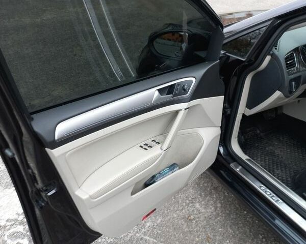 Черный Фольксваген e-Golf, объемом двигателя 0 л и пробегом 119 тыс. км за 10000 $, фото 23 на Automoto.ua