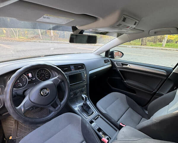 Черный Фольксваген e-Golf, объемом двигателя 0 л и пробегом 110 тыс. км за 10300 $, фото 5 на Automoto.ua