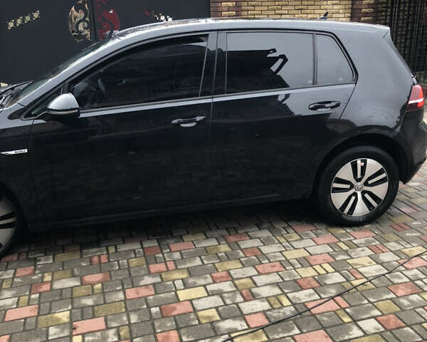 Черный Фольксваген e-Golf, объемом двигателя 0 л и пробегом 115 тыс. км за 11500 $, фото 5 на Automoto.ua
