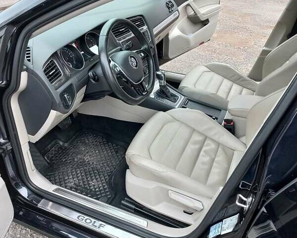 Черный Фольксваген e-Golf, объемом двигателя 0 л и пробегом 115 тыс. км за 10000 $, фото 18 на Automoto.ua