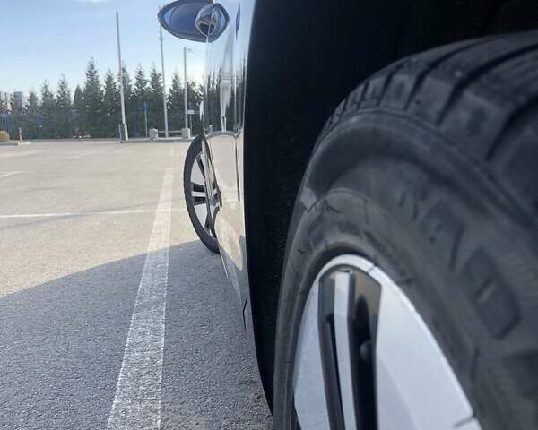 Черный Фольксваген e-Golf, объемом двигателя 0 л и пробегом 108 тыс. км за 10100 $, фото 19 на Automoto.ua