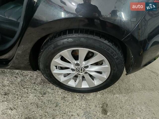 Черный Фольксваген e-Golf, объемом двигателя 0 л и пробегом 159 тыс. км за 8350 $, фото 25 на Automoto.ua