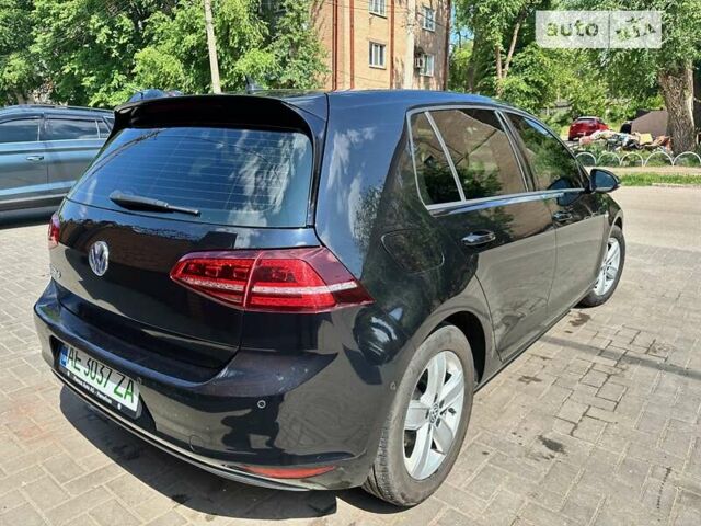 Черный Фольксваген e-Golf, объемом двигателя 0 л и пробегом 85 тыс. км за 12000 $, фото 5 на Automoto.ua