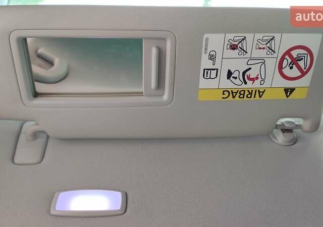 Черный Фольксваген e-Golf, объемом двигателя 0 л и пробегом 131 тыс. км за 9199 $, фото 41 на Automoto.ua