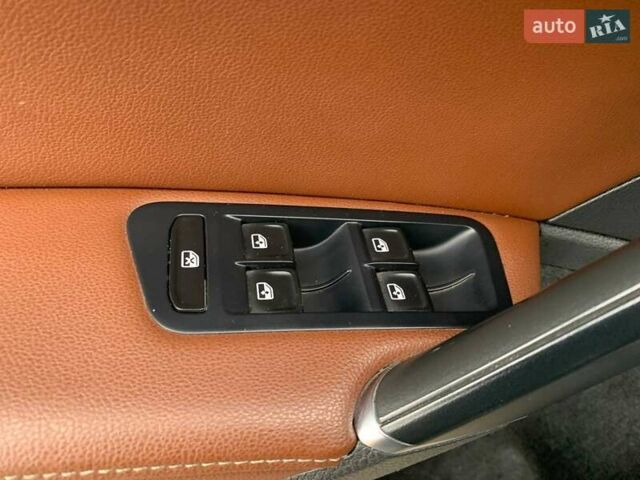 Черный Фольксваген e-Golf, объемом двигателя 0 л и пробегом 180 тыс. км за 11990 $, фото 16 на Automoto.ua