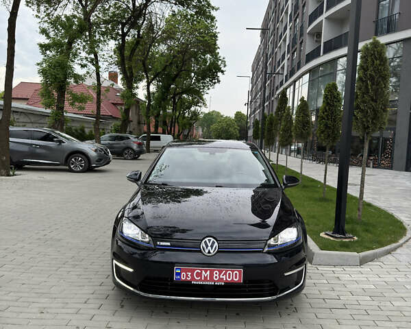 Чорний Фольксваген e-Golf, об'ємом двигуна 0 л та пробігом 59 тис. км за 10950 $, фото 8 на Automoto.ua