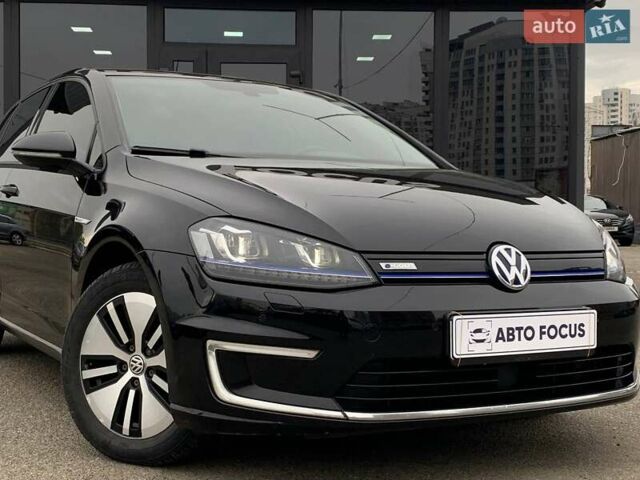 Черный Фольксваген e-Golf, объемом двигателя 0 л и пробегом 180 тыс. км за 11990 $, фото 1 на Automoto.ua