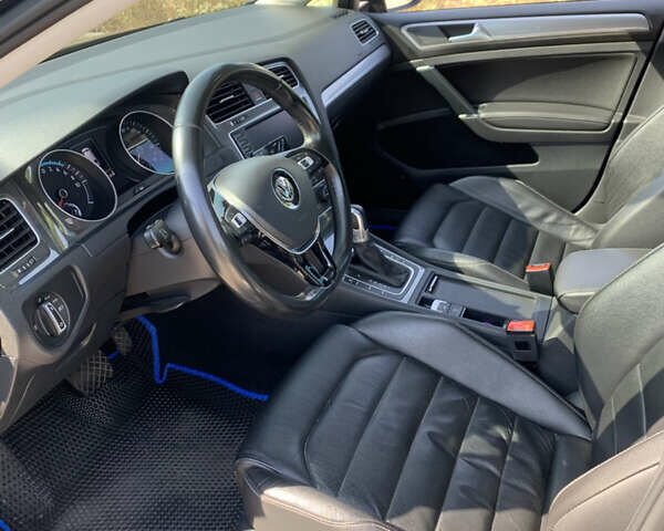 Чорний Фольксваген e-Golf, об'ємом двигуна 0 л та пробігом 142 тис. км за 11000 $, фото 7 на Automoto.ua