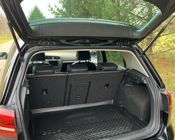 Черный Фольксваген e-Golf, объемом двигателя 0 л и пробегом 85 тыс. км за 9400 $, фото 39 на Automoto.ua