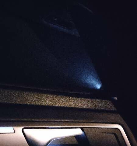 Черный Фольксваген e-Golf, объемом двигателя 0 л и пробегом 131 тыс. км за 9199 $, фото 68 на Automoto.ua