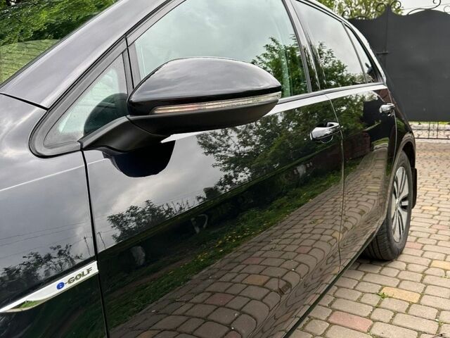 Чорний Фольксваген e-Golf, об'ємом двигуна 0 л та пробігом 137 тис. км за 8500 $, фото 3 на Automoto.ua
