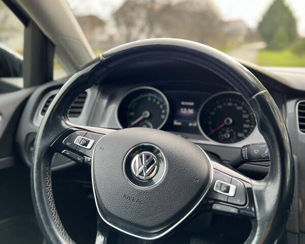 Черный Фольксваген e-Golf, объемом двигателя 0 л и пробегом 85 тыс. км за 9400 $, фото 22 на Automoto.ua