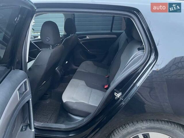 Черный Фольксваген e-Golf, объемом двигателя 0 л и пробегом 133 тыс. км за 8900 $, фото 16 на Automoto.ua