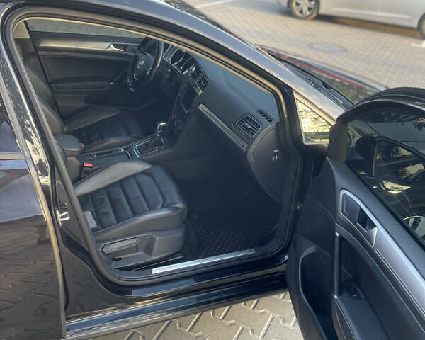 Черный Фольксваген e-Golf, объемом двигателя 0 л и пробегом 138 тыс. км за 9200 $, фото 11 на Automoto.ua