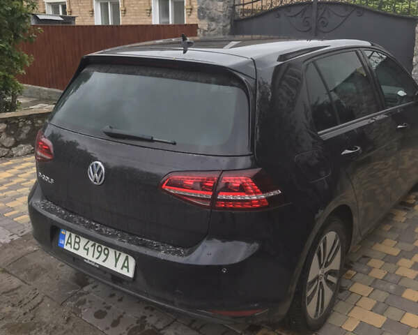 Черный Фольксваген e-Golf, объемом двигателя 0 л и пробегом 144 тыс. км за 9200 $, фото 2 на Automoto.ua