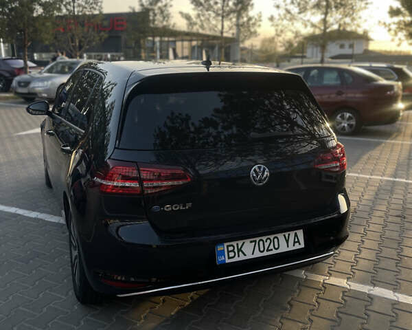 Черный Фольксваген e-Golf, объемом двигателя 0 л и пробегом 138 тыс. км за 9200 $, фото 6 на Automoto.ua