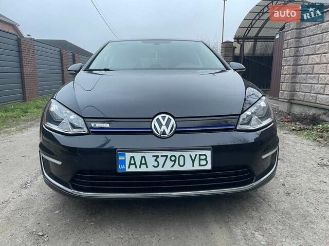 Черный Фольксваген e-Golf, объемом двигателя 0 л и пробегом 133 тыс. км за 8900 $, фото 2 на Automoto.ua