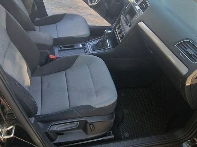 Чорний Фольксваген e-Golf, об'ємом двигуна 0 л та пробігом 109 тис. км за 7300 $, фото 23 на Automoto.ua