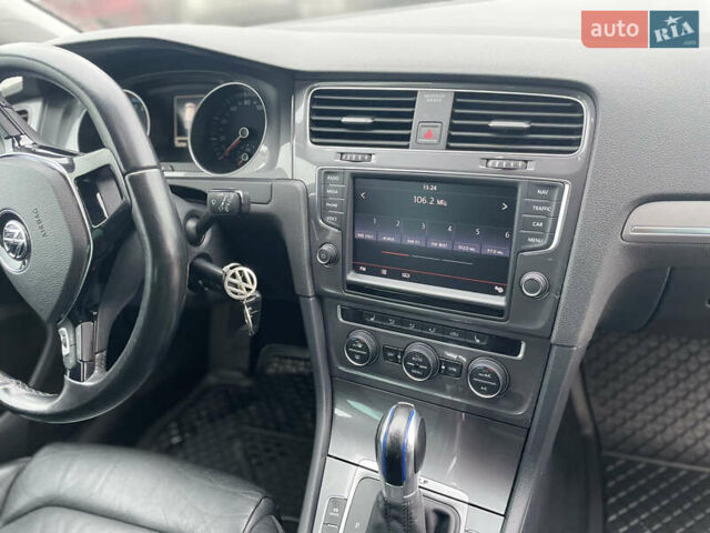 Черный Фольксваген e-Golf, объемом двигателя 0 л и пробегом 115 тыс. км за 9600 $, фото 17 на Automoto.ua