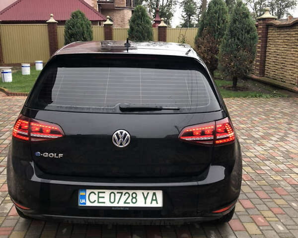 Черный Фольксваген e-Golf, объемом двигателя 0 л и пробегом 115 тыс. км за 11500 $, фото 2 на Automoto.ua