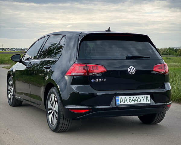 Чорний Фольксваген e-Golf, об'ємом двигуна 0 л та пробігом 46 тис. км за 12300 $, фото 12 на Automoto.ua