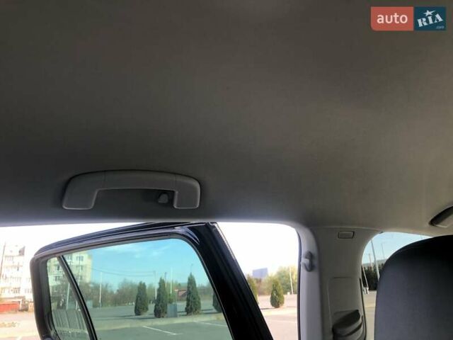 Черный Фольксваген e-Golf, объемом двигателя 0 л и пробегом 108 тыс. км за 10900 $, фото 43 на Automoto.ua
