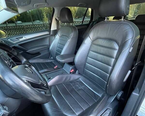 Черный Фольксваген e-Golf, объемом двигателя 0 л и пробегом 185 тыс. км за 10000 $, фото 15 на Automoto.ua