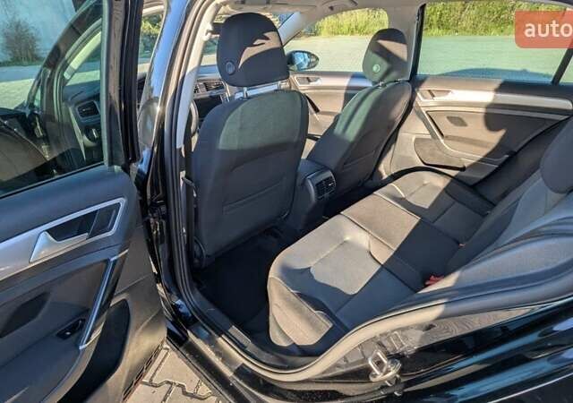Чорний Фольксваген e-Golf, об'ємом двигуна 0 л та пробігом 120 тис. км за 8600 $, фото 75 на Automoto.ua