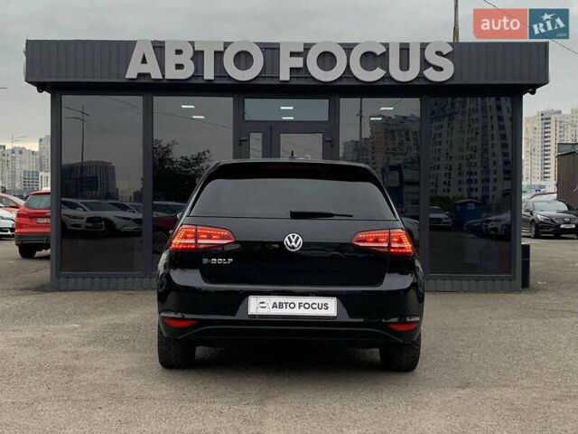 Черный Фольксваген e-Golf, объемом двигателя 0 л и пробегом 180 тыс. км за 11990 $, фото 6 на Automoto.ua