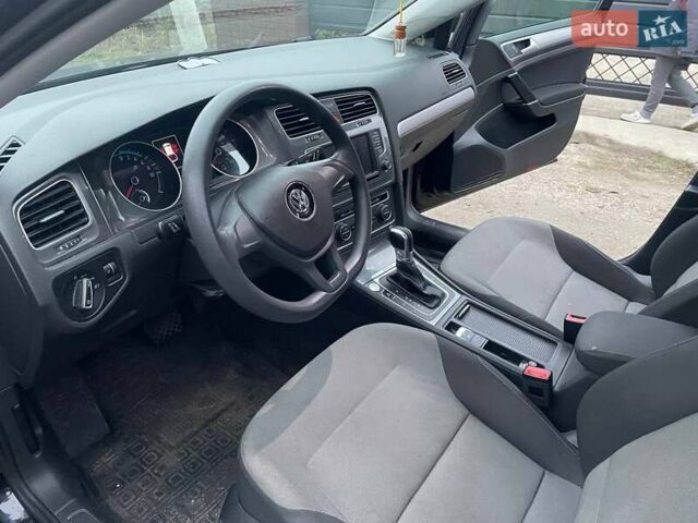 Черный Фольксваген e-Golf, объемом двигателя 0 л и пробегом 133 тыс. км за 8900 $, фото 11 на Automoto.ua