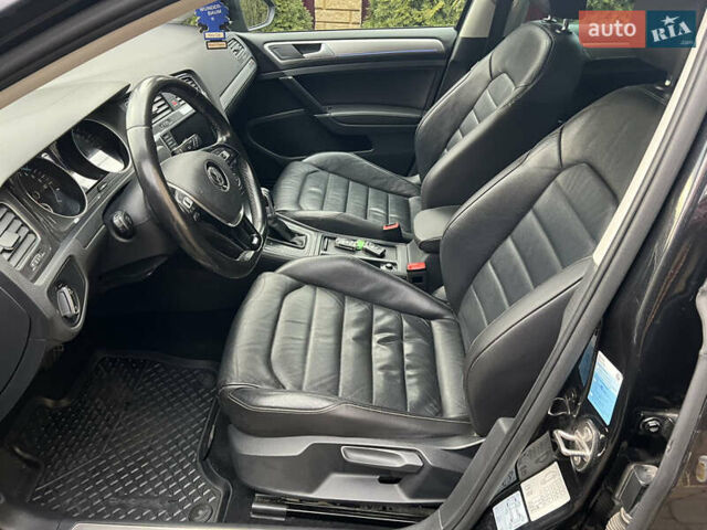 Чорний Фольксваген e-Golf, об'ємом двигуна 0 л та пробігом 130 тис. км за 7850 $, фото 12 на Automoto.ua