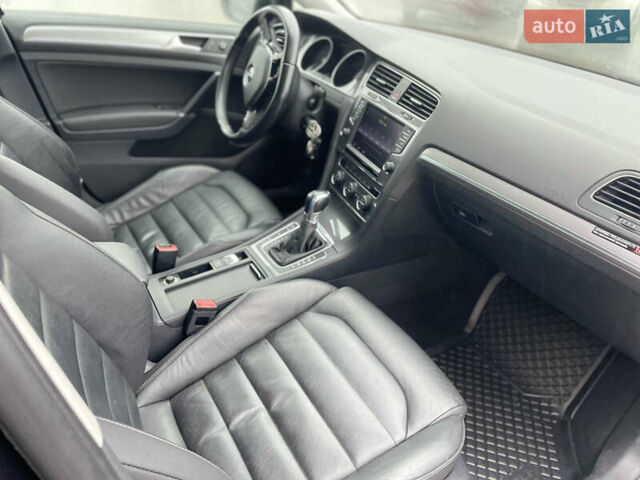 Черный Фольксваген e-Golf, объемом двигателя 0 л и пробегом 115 тыс. км за 9600 $, фото 25 на Automoto.ua