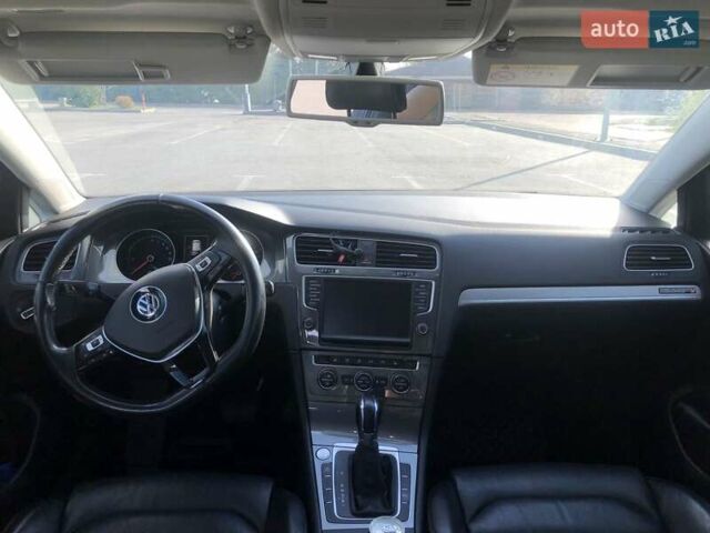 Черный Фольксваген e-Golf, объемом двигателя 0 л и пробегом 108 тыс. км за 10100 $, фото 40 на Automoto.ua