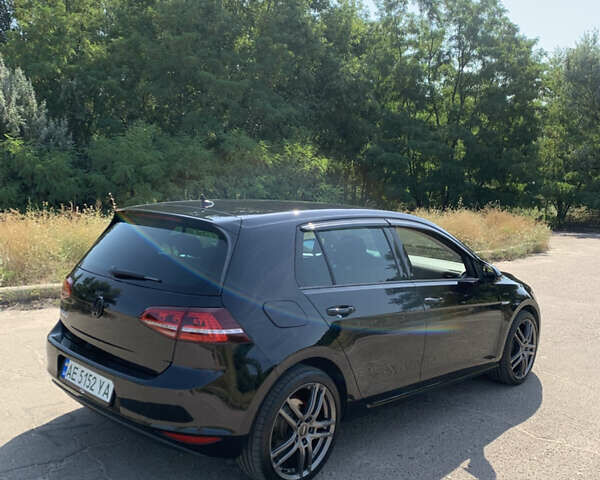 Чорний Фольксваген e-Golf, об'ємом двигуна 0 л та пробігом 142 тис. км за 11000 $, фото 4 на Automoto.ua