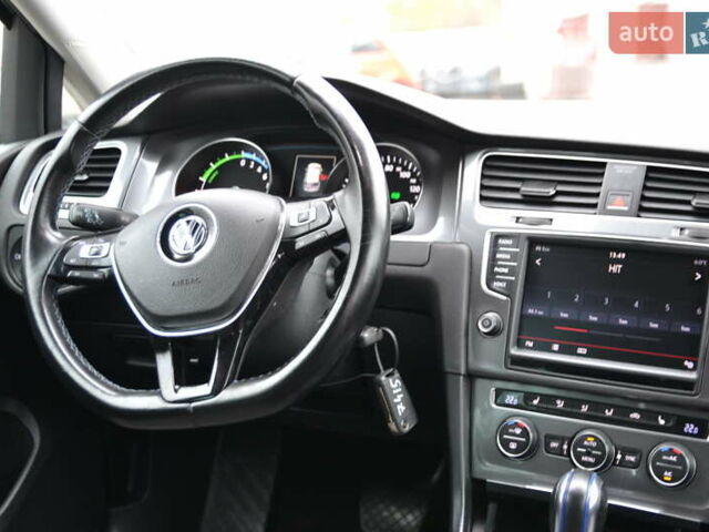 Черный Фольксваген e-Golf, объемом двигателя 0 л и пробегом 134 тыс. км за 8700 $, фото 22 на Automoto.ua